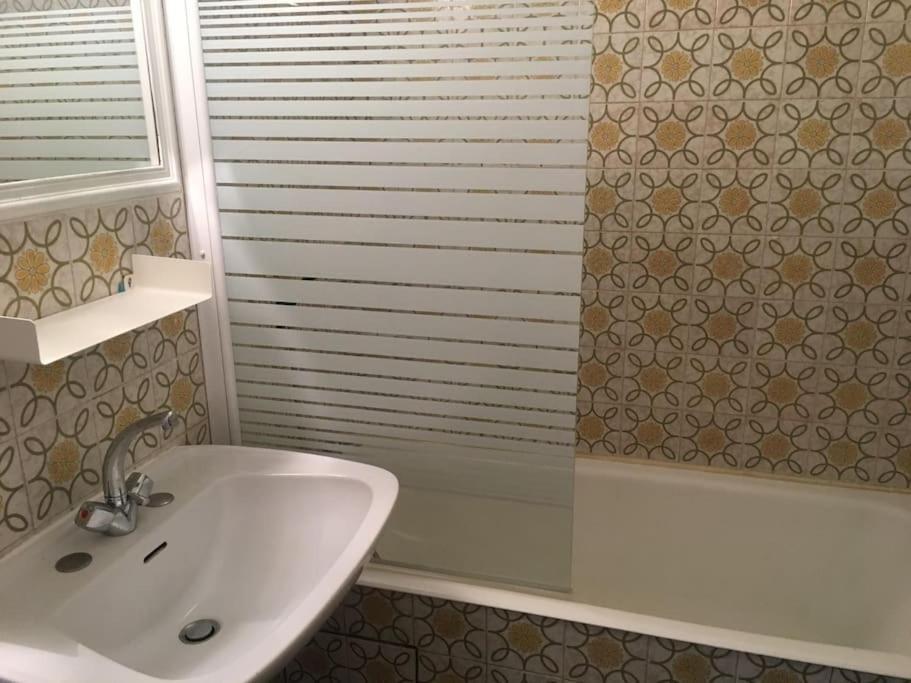 Lumineux Studio Avec Balcon / Cosy Flat With Balcony Leilighet Villejuif Eksteriør bilde